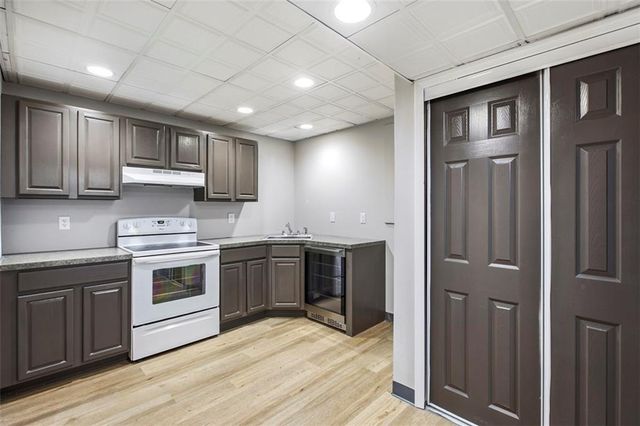 1245 Mockingbird Lane, Liberty, MO 64068