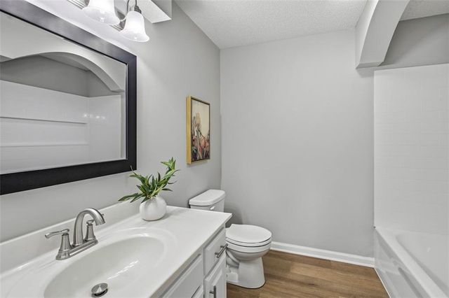 1245 Mockingbird Lane, Liberty, MO 64068