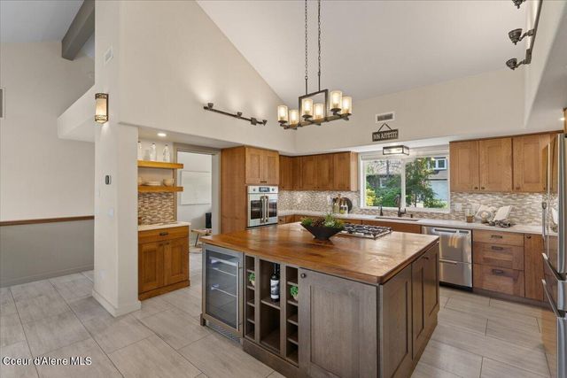 2885 E Point Hayden DR, Hayden, ID 83835