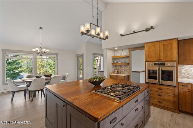 2885 E Point Hayden DR, Hayden, ID 83835