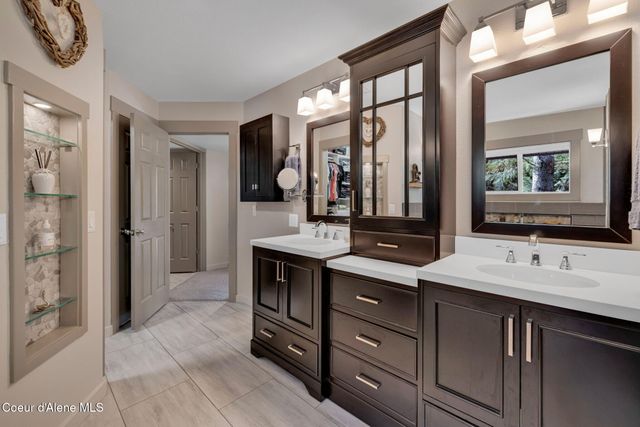 2885 E Point Hayden DR, Hayden, ID 83835