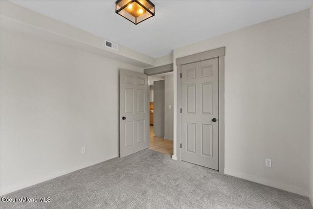 2885 E Point Hayden DR, Hayden, ID 83835