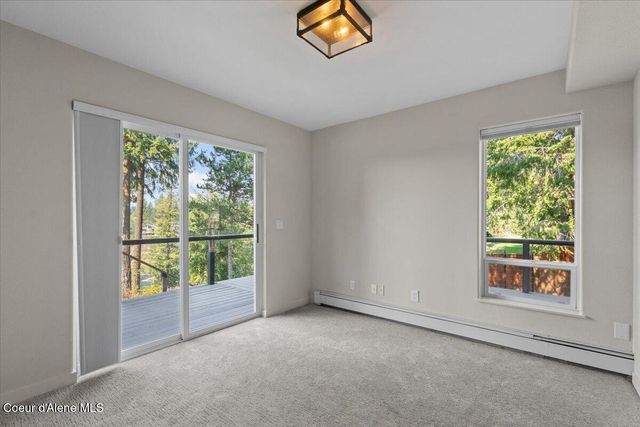 2885 E Point Hayden DR, Hayden, ID 83835