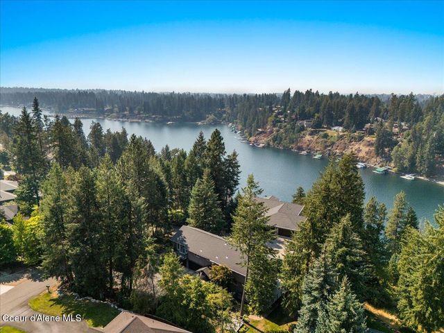 2885 E Point Hayden DR, Hayden, ID 83835