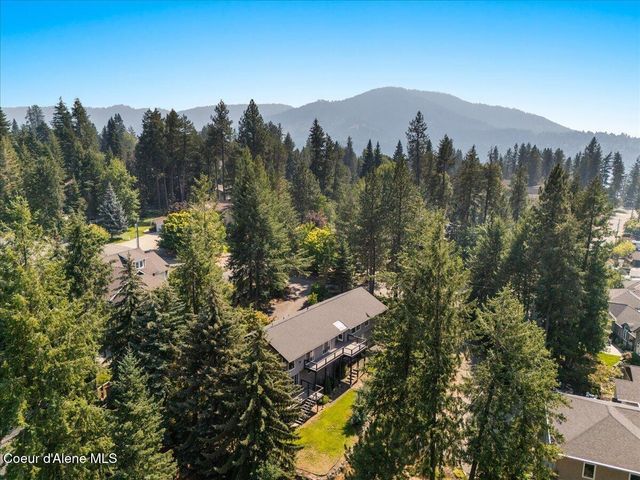 2885 E Point Hayden DR, Hayden, ID 83835