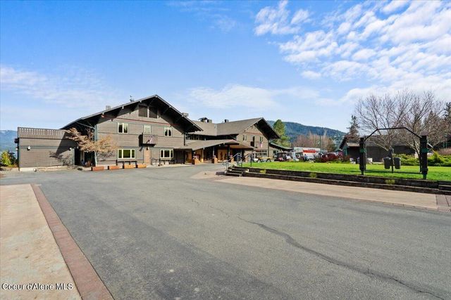 2885 E Point Hayden DR, Hayden, ID 83835