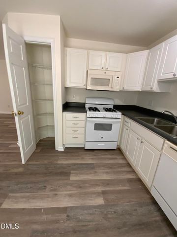 3021 Barrymore Street 111, Raleigh, NC 27603