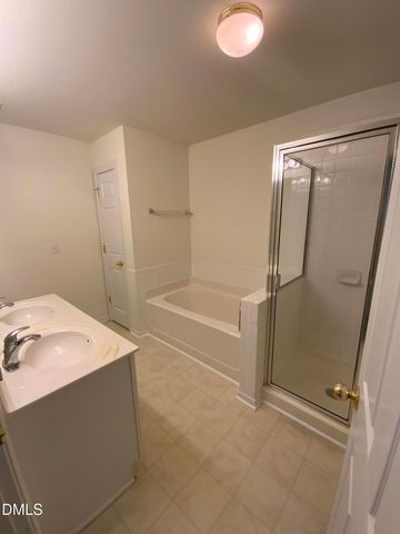 3021 Barrymore Street 111, Raleigh, NC 27603