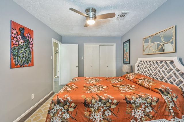 7111 Winding Walk Drive, Houston, TX 77095