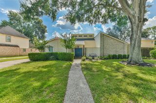 7111 Winding Walk Drive, Houston, TX 77095