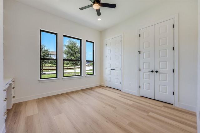 19408 Serenity LN, Lago Vista, TX 78645