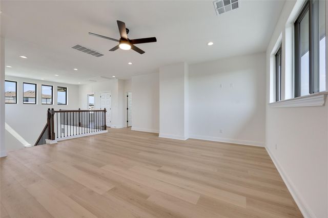 19408 Serenity LN, Lago Vista, TX 78645