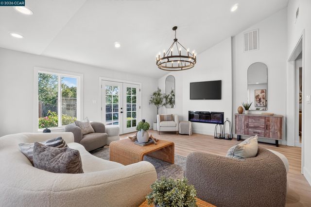 4054 Kimberly Pl, Concord, CA 94521