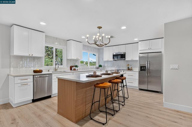 4054 Kimberly Pl, Concord, CA 94521