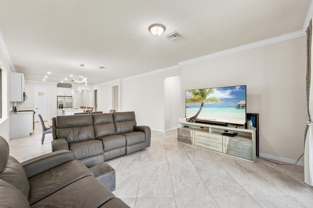 4762 Roldan Court, Lake Worth, FL 33467