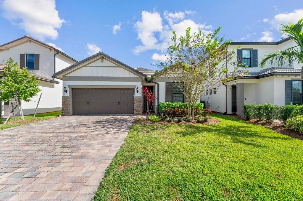 4762 Roldan Court, Lake Worth, FL 33467