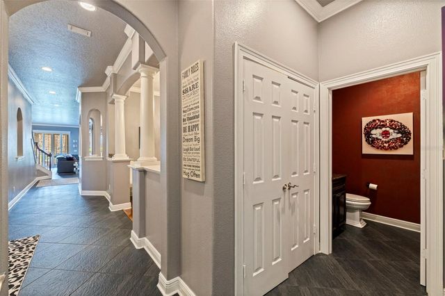 618 SAXONY BOULEVARD, St Petersburg, FL 33716