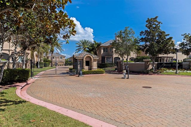 618 SAXONY BOULEVARD, St Petersburg, FL 33716