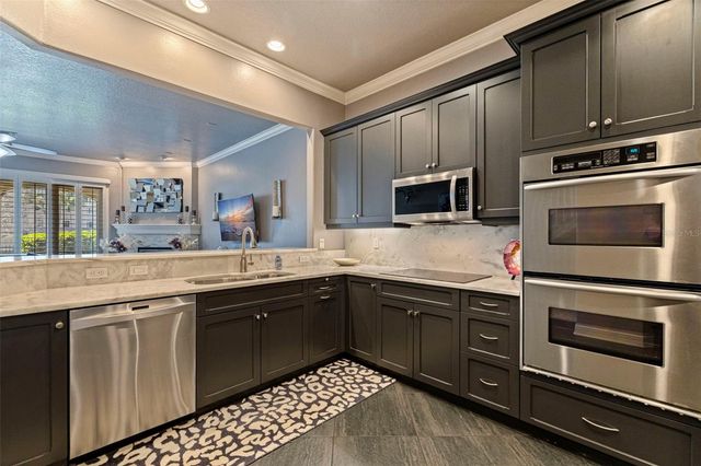 618 SAXONY BOULEVARD, St Petersburg, FL 33716