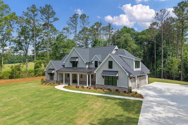 135 Martin Cemetery Road, Carrollton, GA 30117