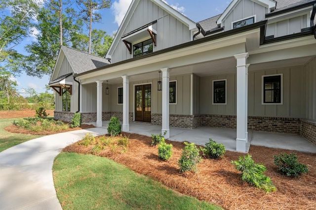 135 Martin Cemetery Road, Carrollton, GA 30117