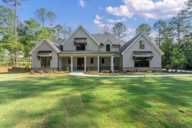 135 Martin Cemetery Road, Carrollton, GA 30117