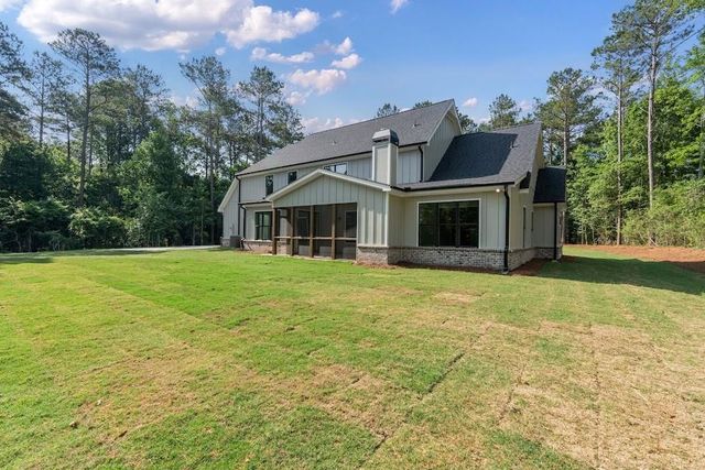 135 Martin Cemetery Road, Carrollton, GA 30117