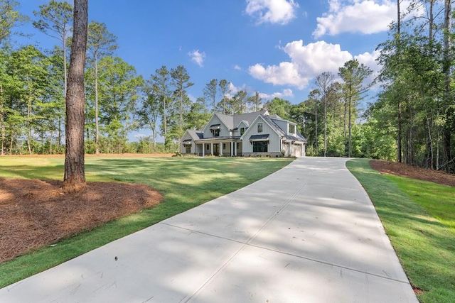 135 Martin Cemetery Road, Carrollton, GA 30117