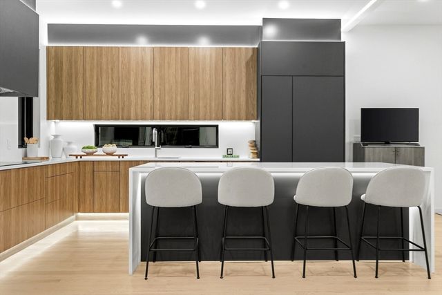 90 Auburndale Ave., Newton, MA 02465