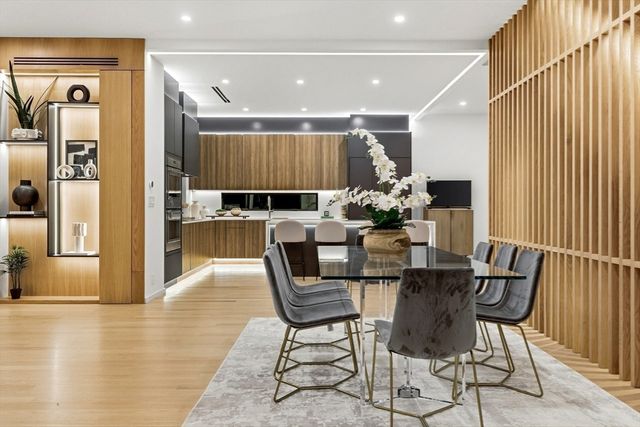 90 Auburndale Ave., Newton, MA 02465