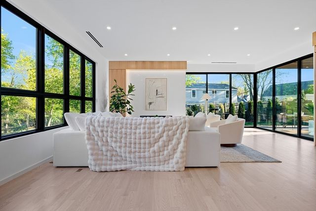 90 Auburndale Ave., Newton, MA 02465