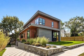 90 Auburndale Ave., Newton, MA 02465