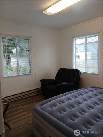 818 W Ocean Avenue, Westport, WA 98595