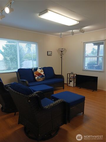 818 W Ocean Avenue, Westport, WA 98595