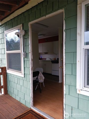 818 W Ocean Avenue, Westport, WA 98595