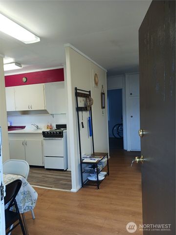 818 W Ocean Avenue, Westport, WA 98595