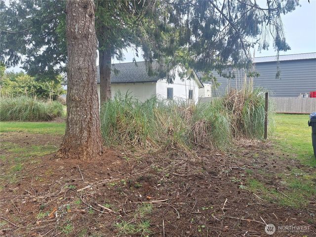 818 W Ocean Avenue, Westport, WA 98595
