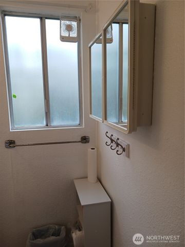 818 W Ocean Avenue, Westport, WA 98595