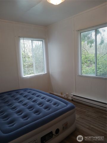 818 W Ocean Avenue, Westport, WA 98595