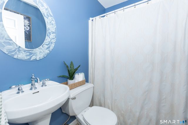 20 Thamesview Pentway, Ledyard, CT 06335