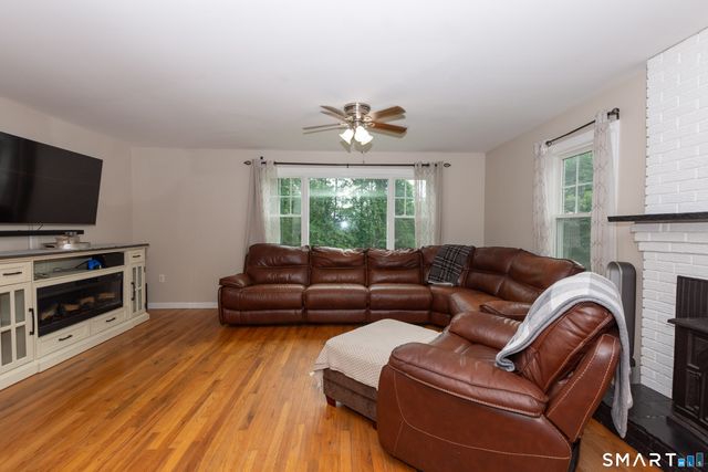20 Thamesview Pentway, Ledyard, CT 06335