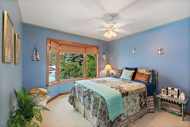 1606 Gregden Shores Drive, Sterling, IL 61081