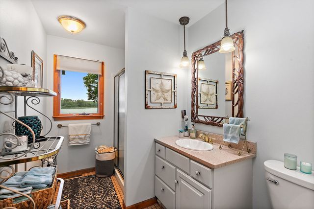 1606 Gregden Shores Drive, Sterling, IL 61081