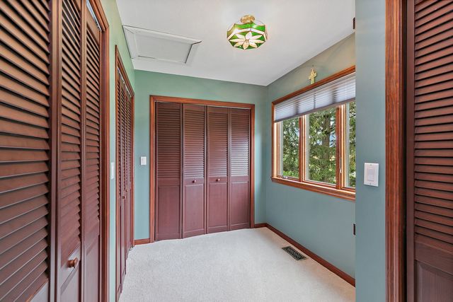 1606 Gregden Shores Drive, Sterling, IL 61081