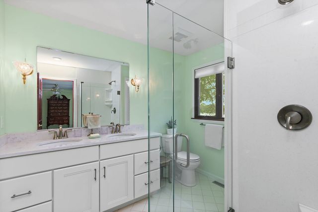 1606 Gregden Shores Drive, Sterling, IL 61081