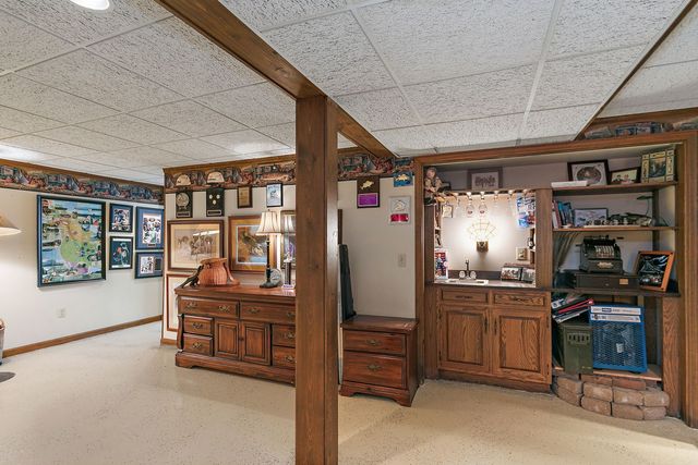 1606 Gregden Shores Drive, Sterling, IL 61081