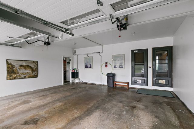 1606 Gregden Shores Drive, Sterling, IL 61081