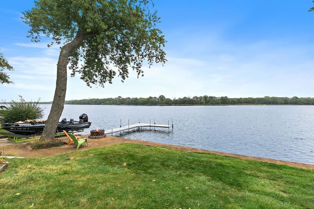 1606 Gregden Shores Drive, Sterling, IL 61081