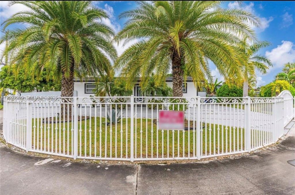11500 SW 185th Ter 0, Miami, FL 33157