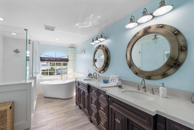 121 NE Naranja Avenue, Port St. Lucie, FL 34983